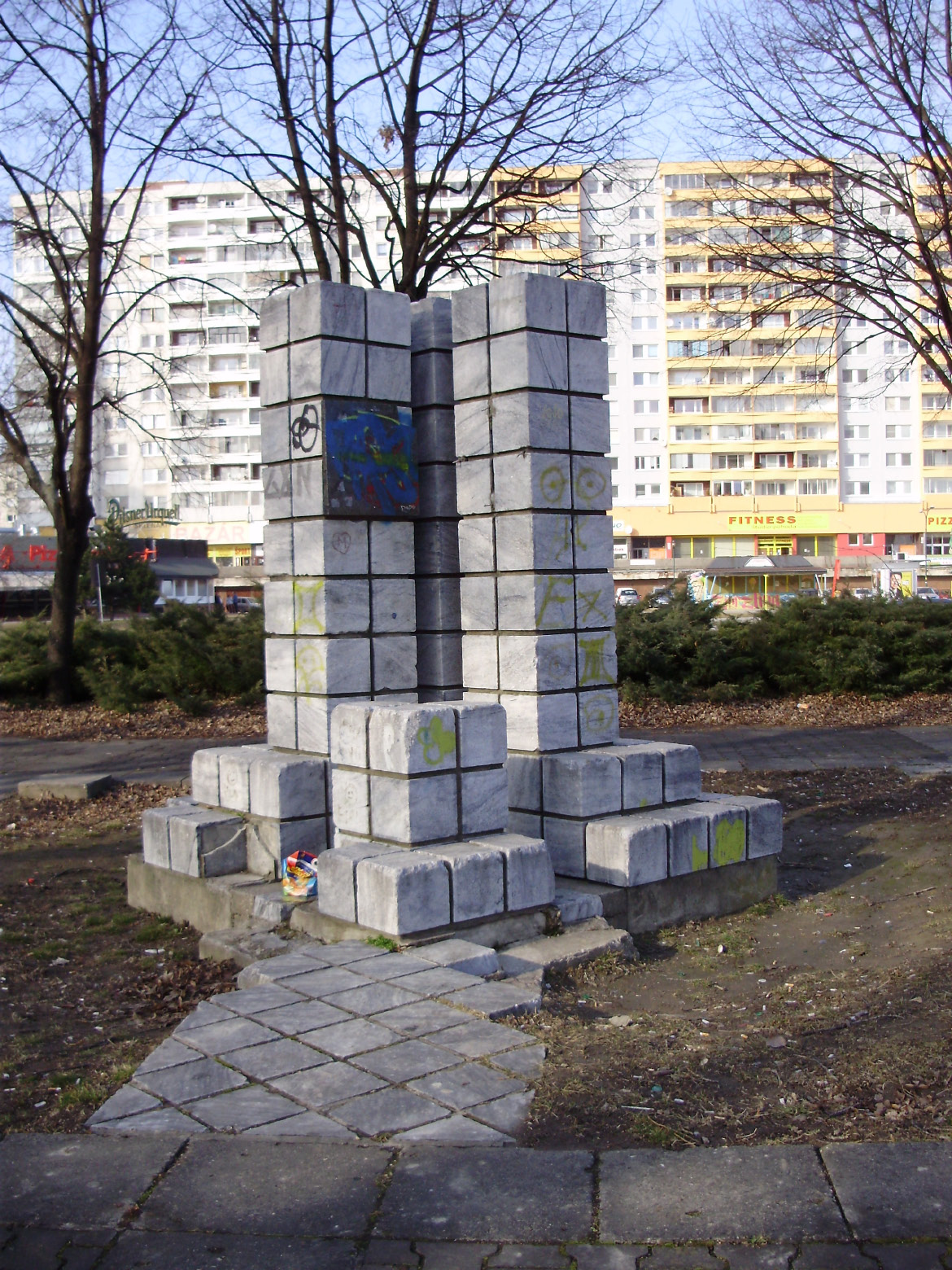 Pomník 1945 – 85